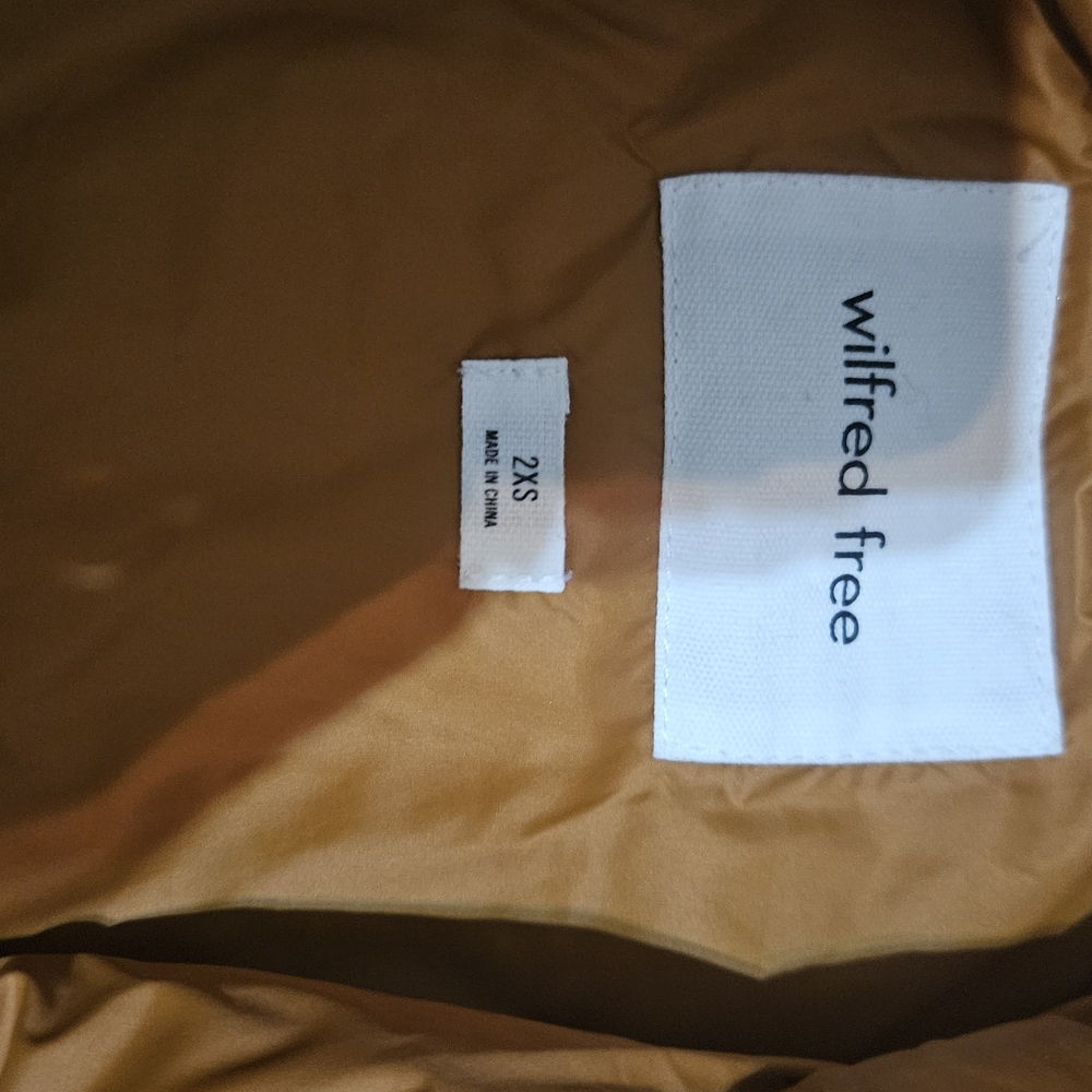 Wilfred Quilted Puffer Jacket in Caramel - Picture 3 of 6